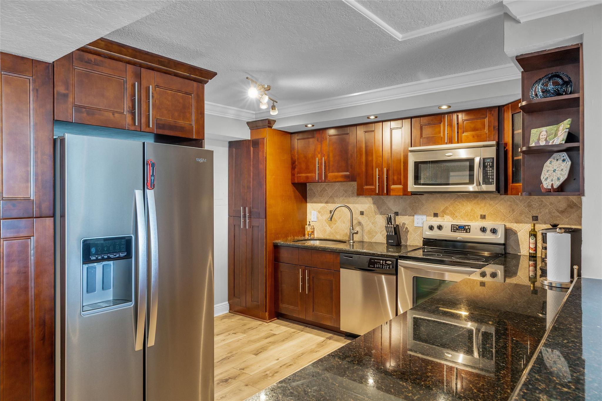 2100 S Ocean Ln 604 Property Photo 18