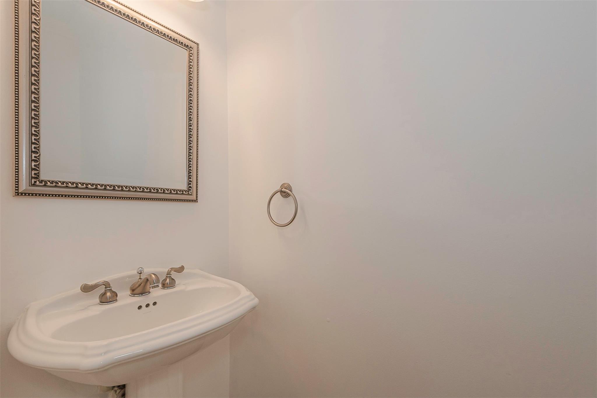 537 Ne 17th Way Property Photo 11