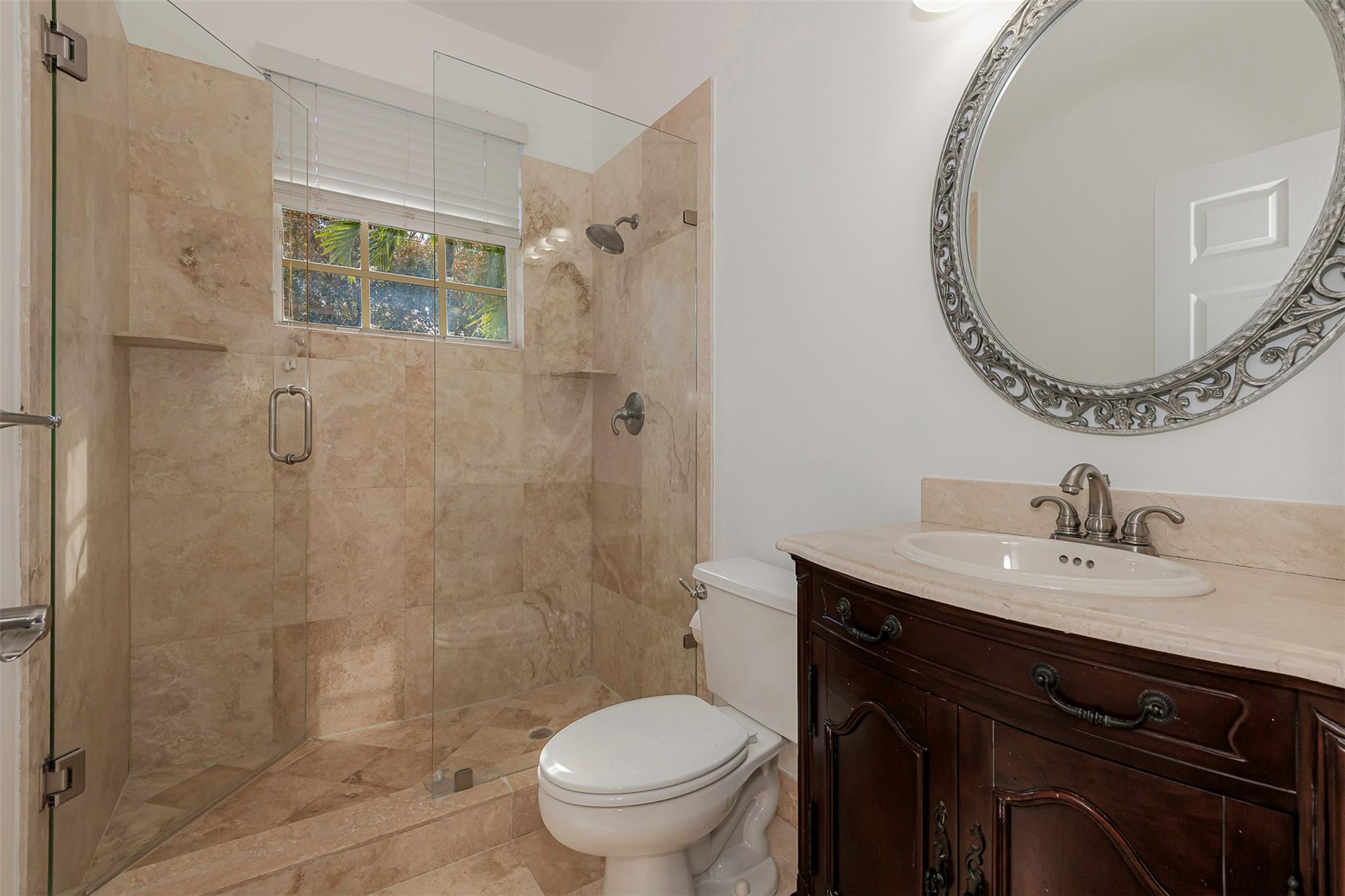 537 Ne 17th Way Property Photo 20