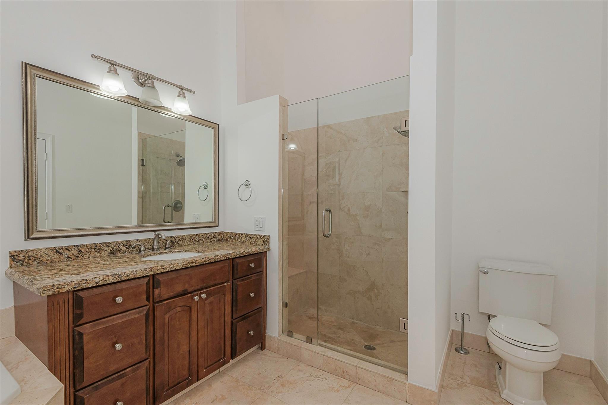 537 Ne 17th Way Property Photo 28