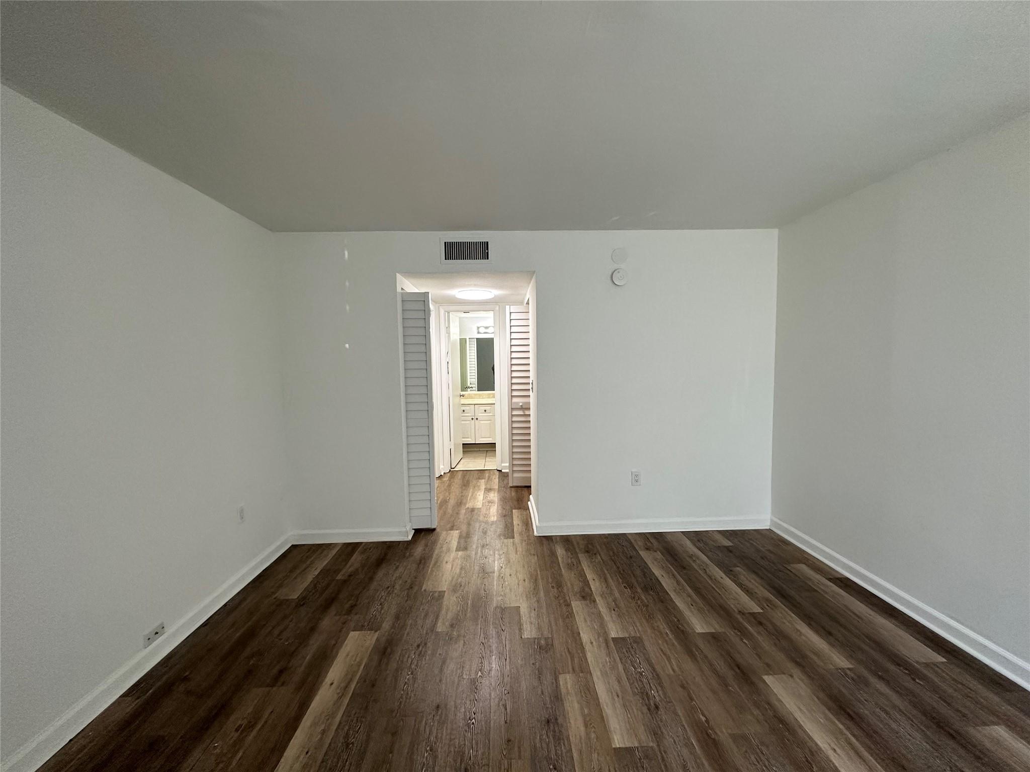 721 N Pine Island Road 114 Property Photo 3
