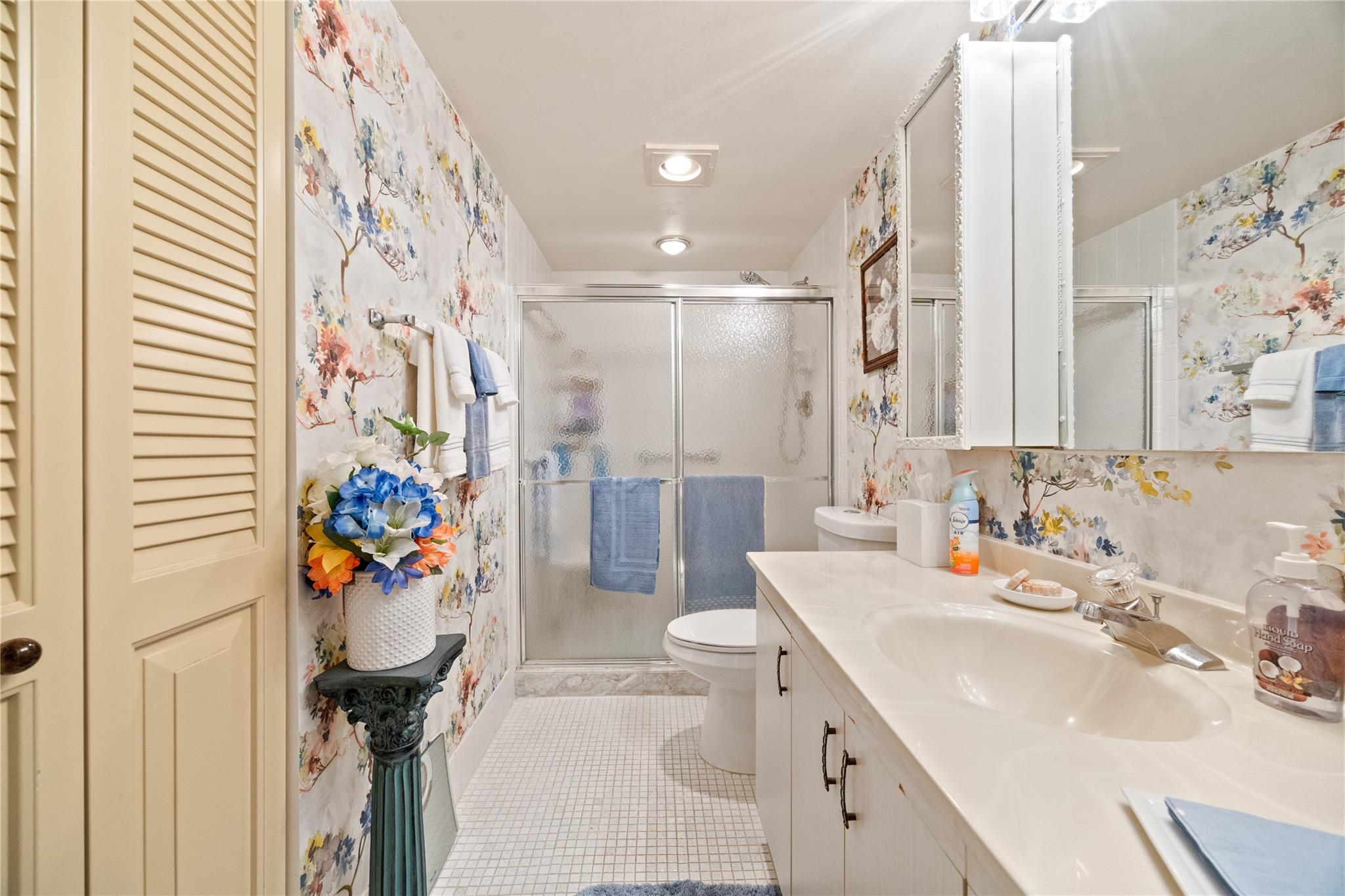 2503 Antigua Ter B3 Property Photo 26