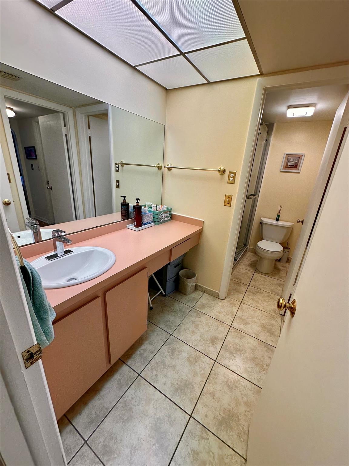 6010 S Falls Circle Dr 305 Property Photo 13
