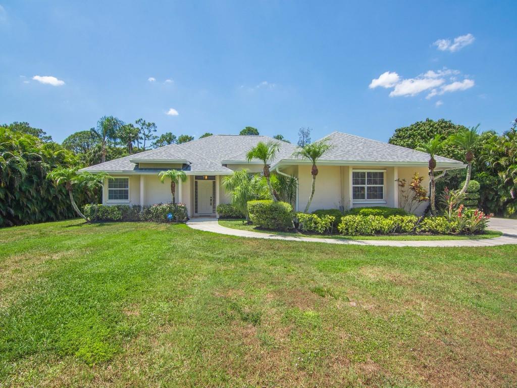 F10498685 Property Photo 1