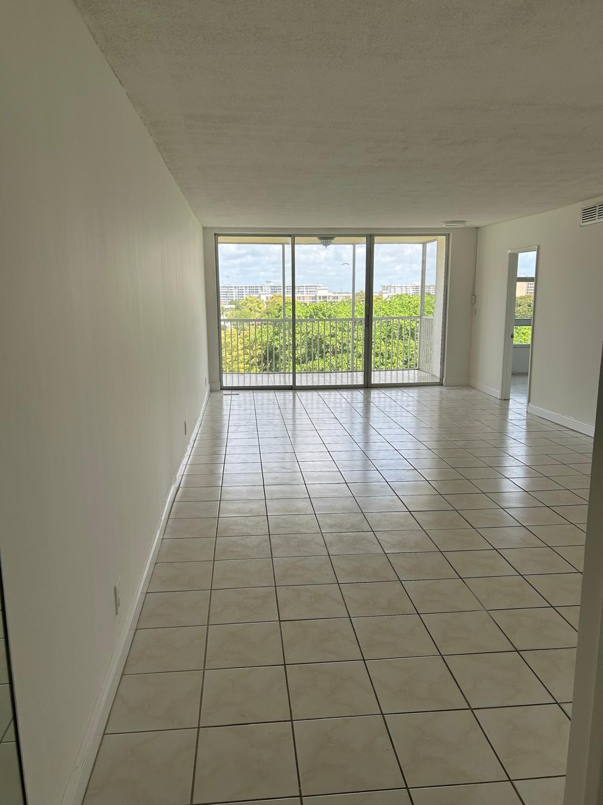 2661 S Course Drive 703 Property Photo 10