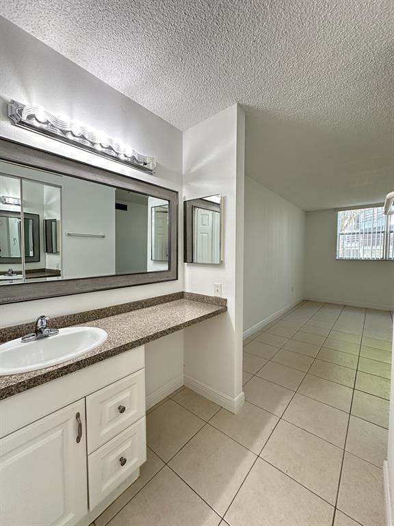 9401 Lime Bay Blvd 115 Property Photo 14