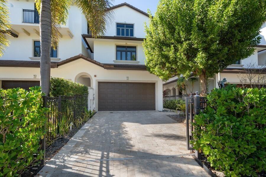 95 Isle Of Venice Drive Property Photo 1