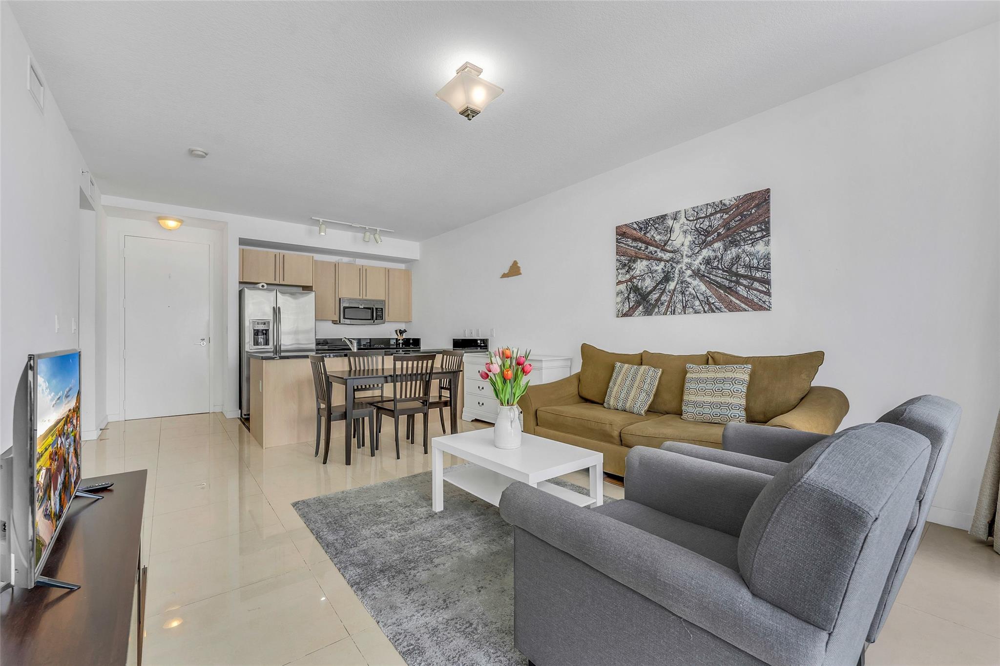 1111 SW 1st Ave 1224N Property Photo 1