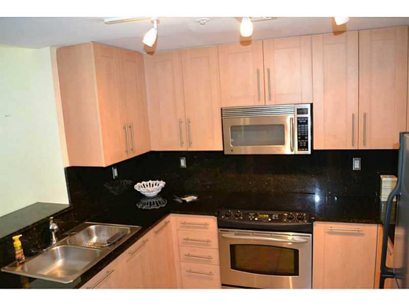 511 SE 5th Ave 2103 Property Photo 1