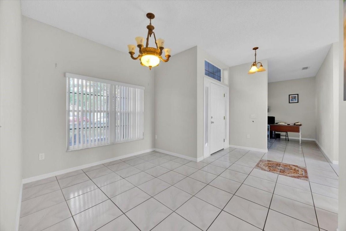 519 Elbridge Place Property Photo 5