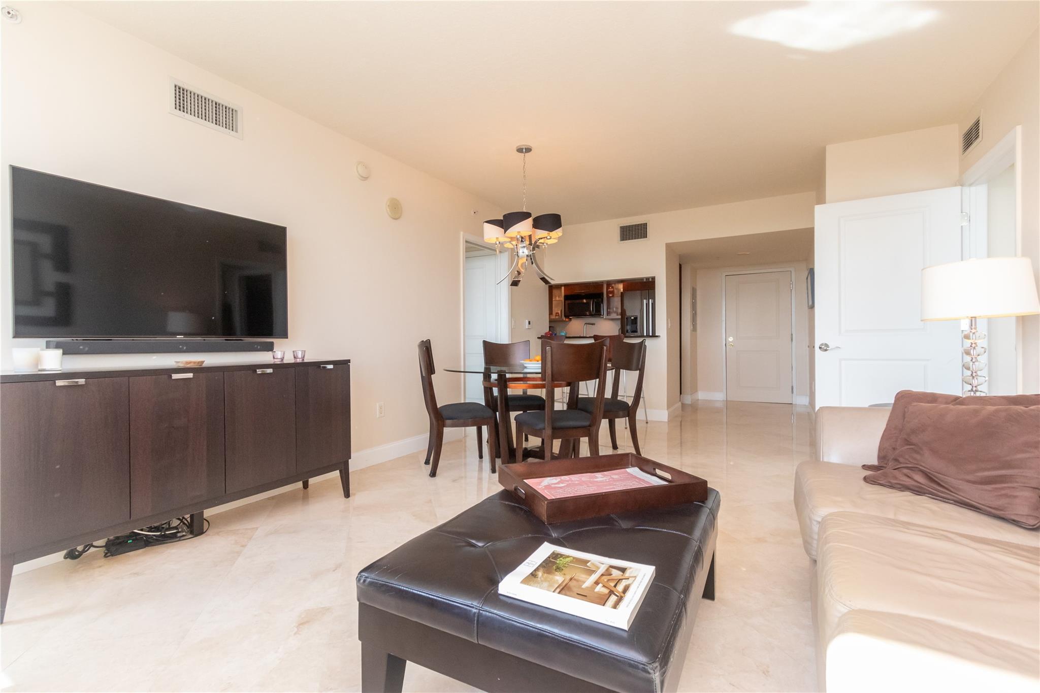 600 W Las Olas Blvd 1109 Property Photo 5