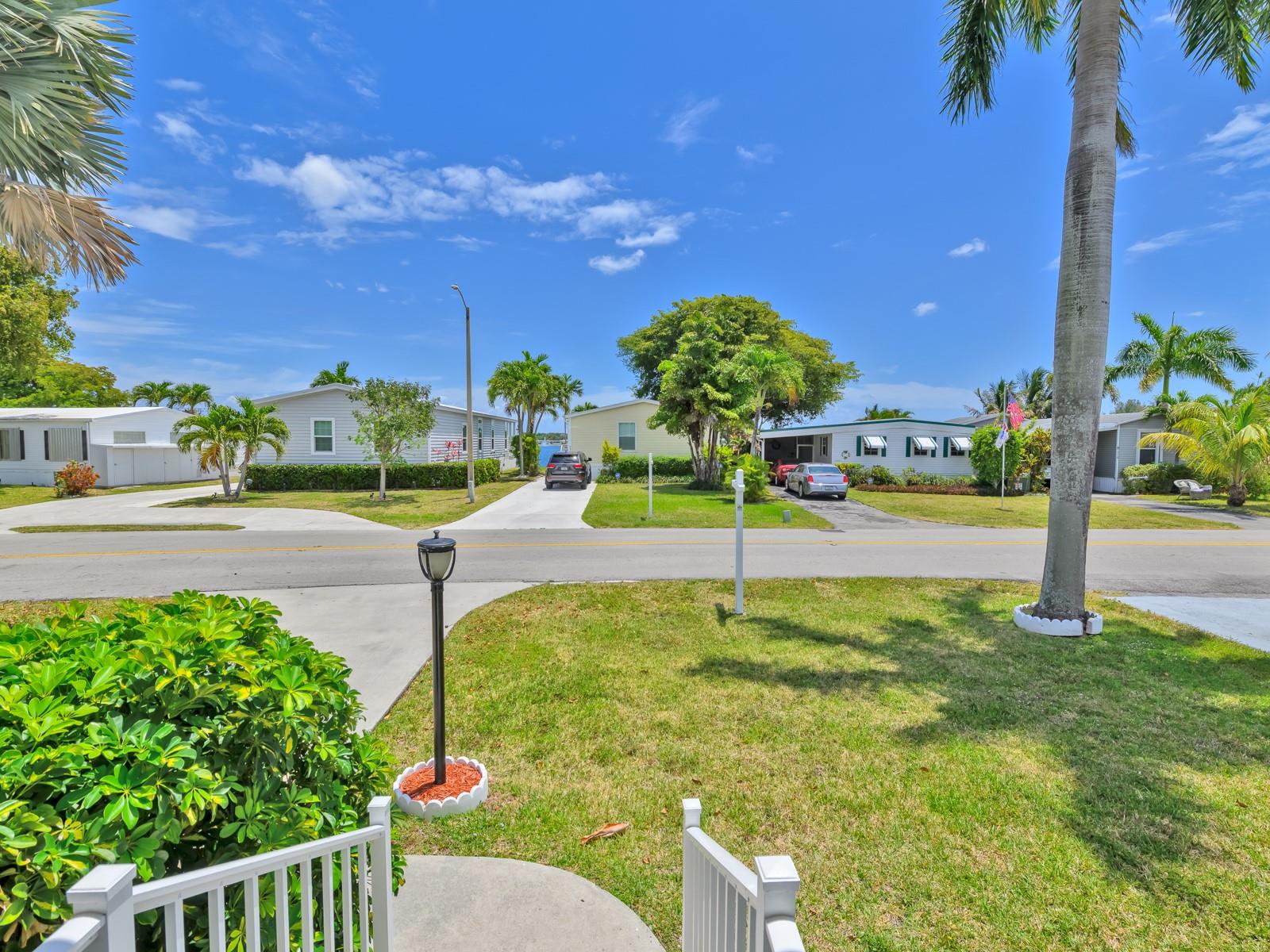 5421 Lagoon Dr Property Photo 8