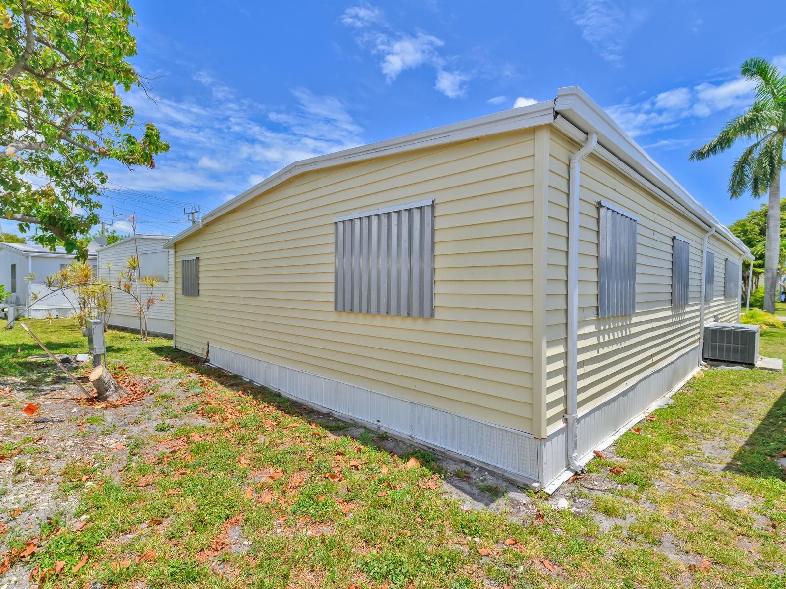 5421 Lagoon Dr Property Photo 38
