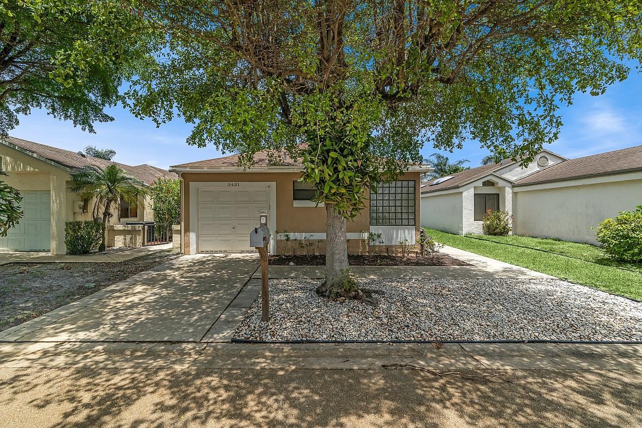3421 Nw 22nd Pl Property Photo