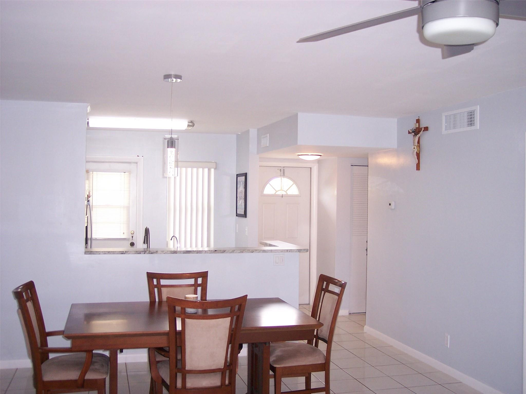 600 Ne 2nd Street 208 Property Photo 25