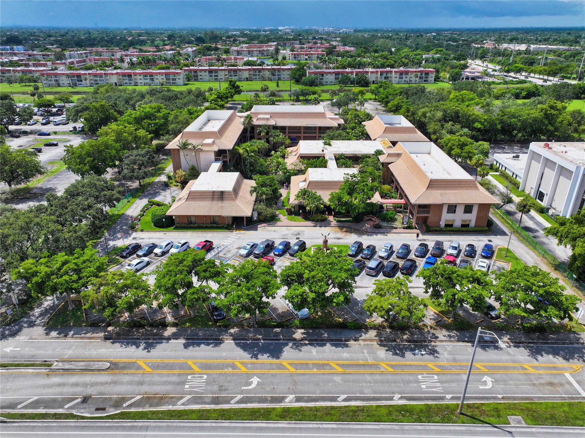 7800 W Oakland Park Blvd 100 Property Photo 1