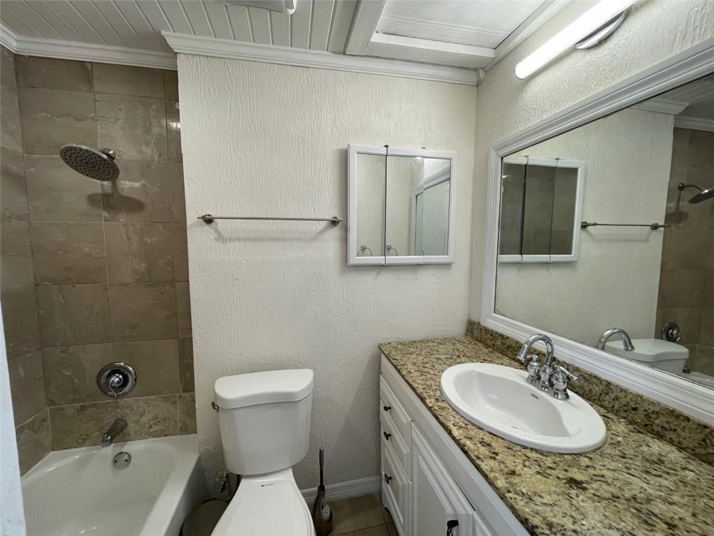 550 Sw 14th Ave Property Photo 13