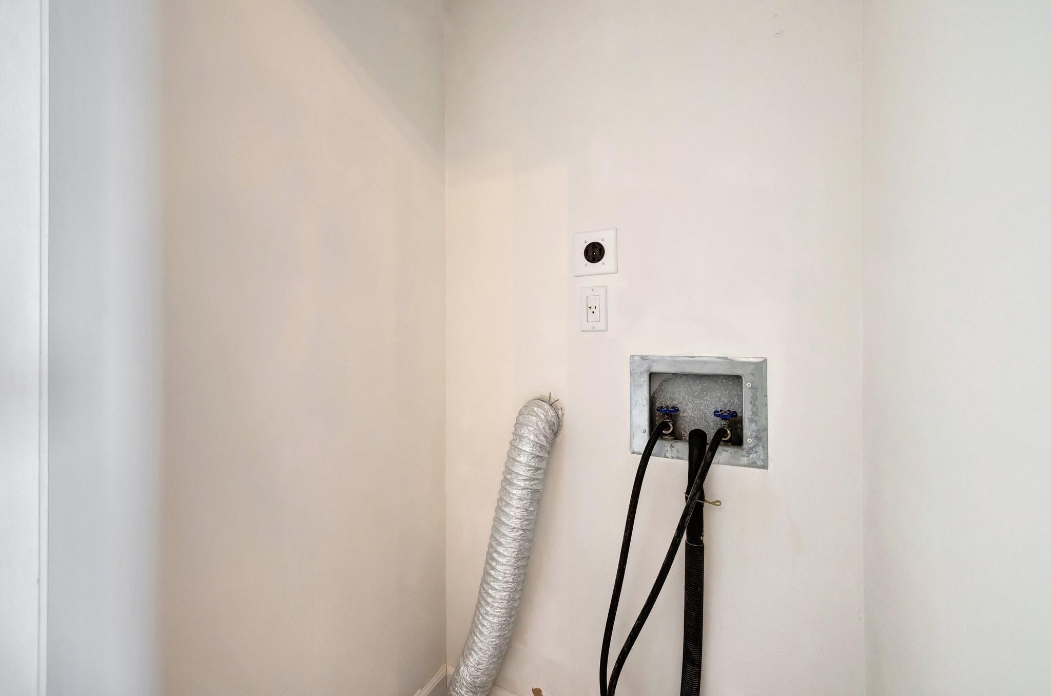 111 Se 8th Ave 603 Property Photo 25