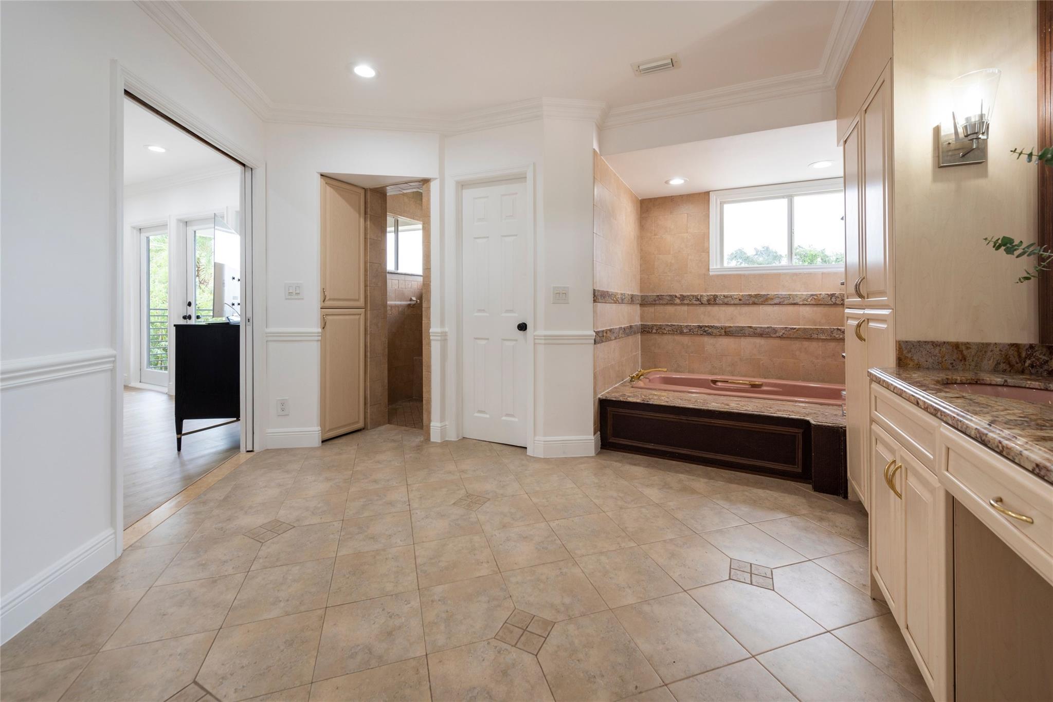 1749 Se 9th Street Property Photo 25