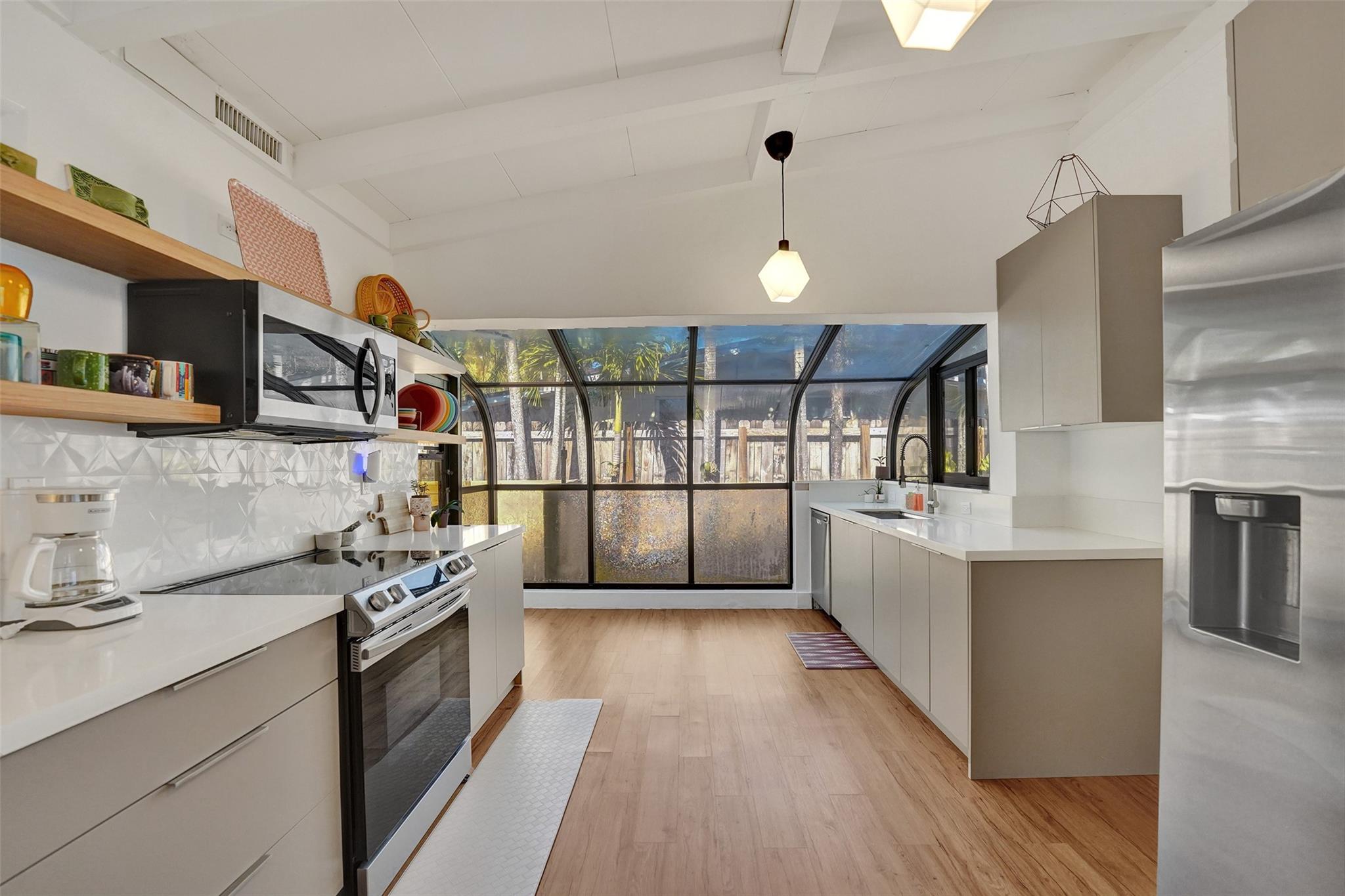 2513 Whale Harbor Ln Property Photo 10