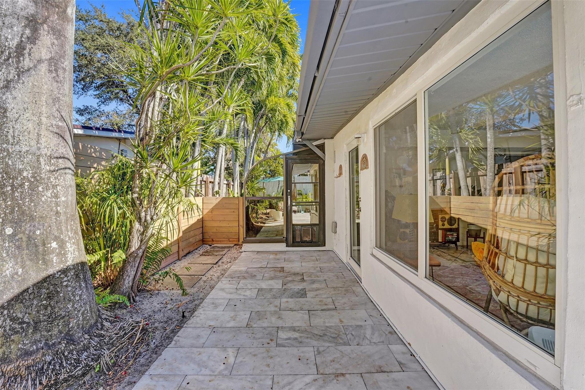 2513 Whale Harbor Ln Property Photo 37