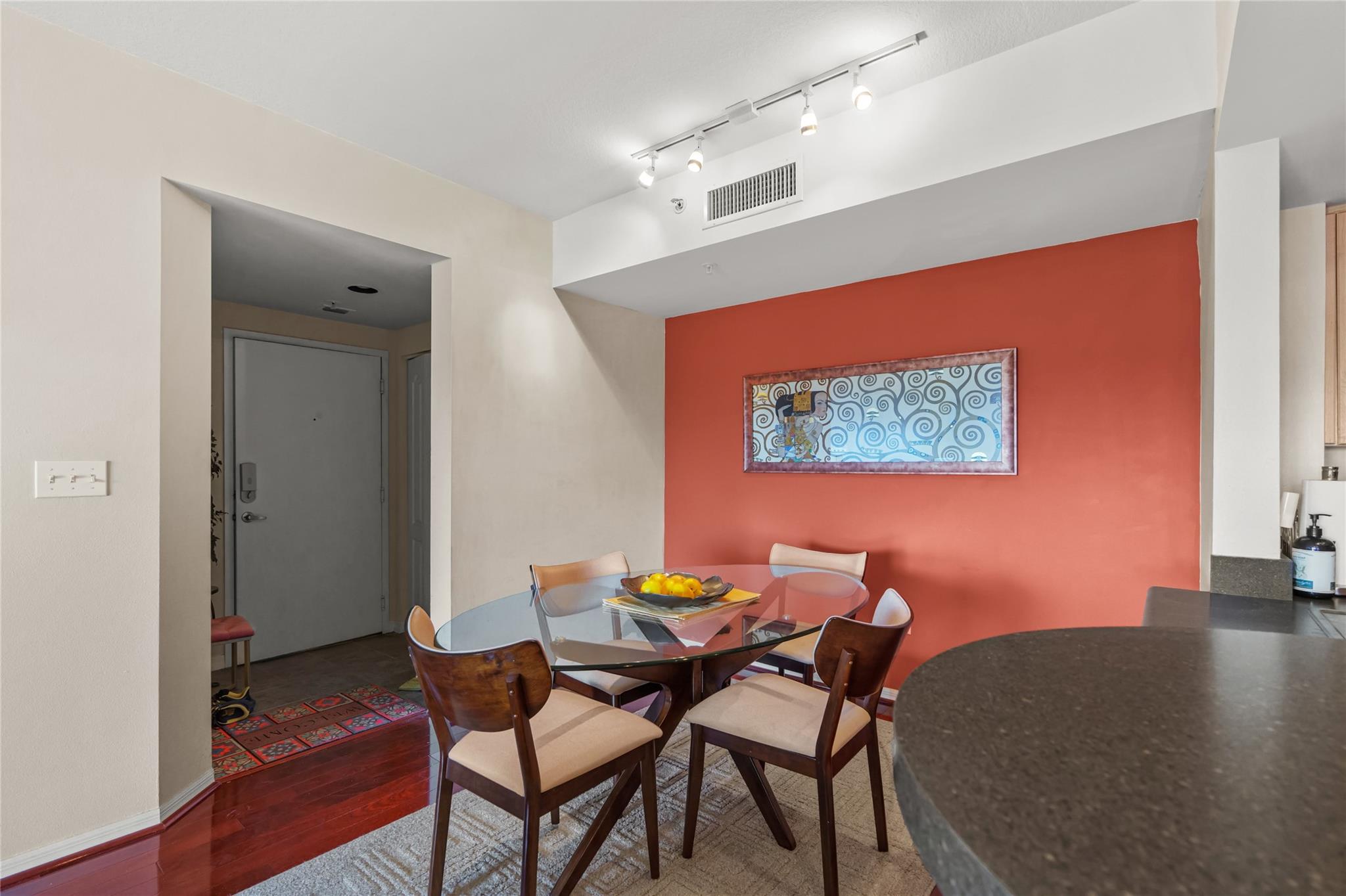 110 N Federal Hwy 1012 Property Photo 6