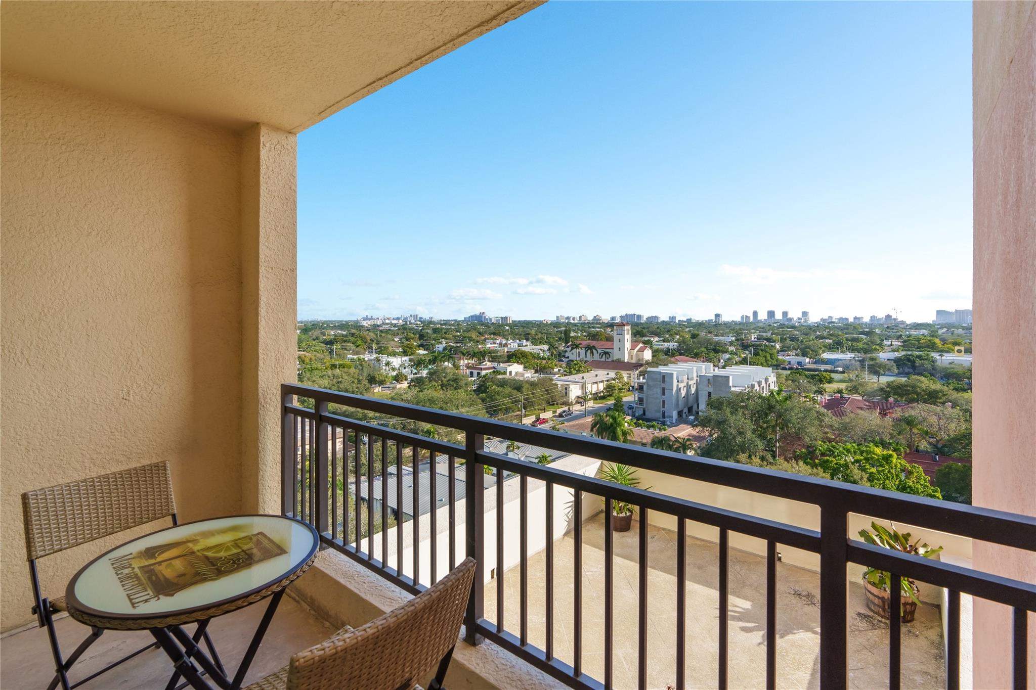 110 N Federal Hwy 1012 Property Photo 13