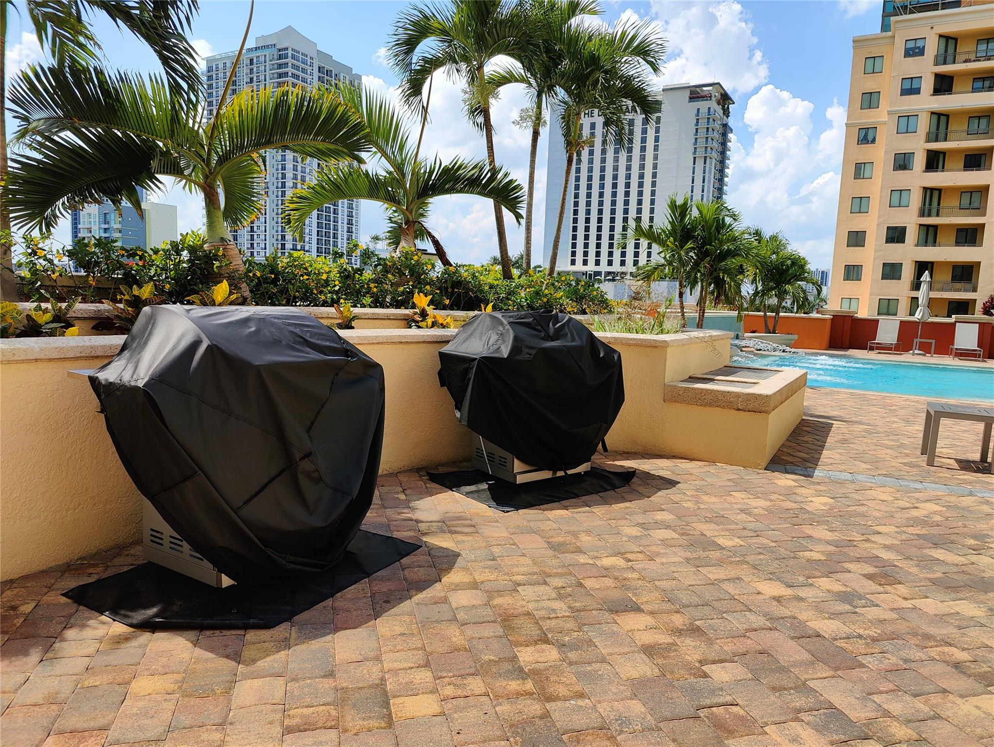 110 N Federal Hwy 1012 Property Photo 19