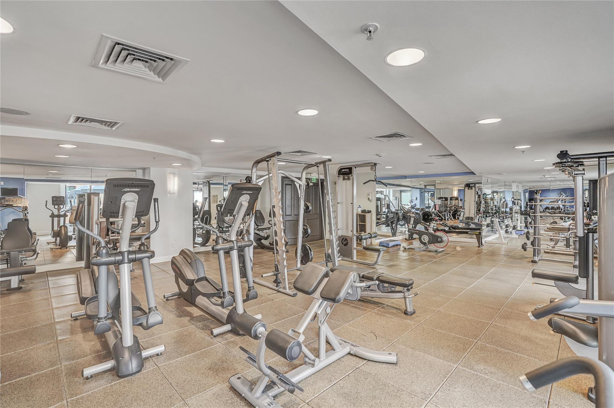 110 N Federal Hwy 1012 Property Photo 20