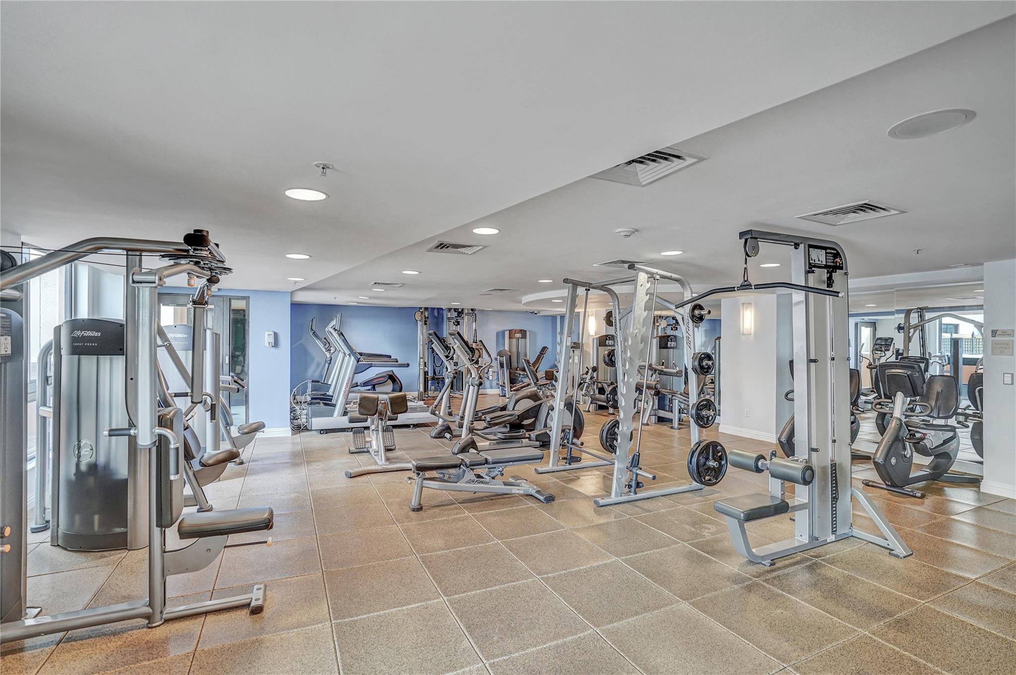 110 N Federal Hwy 1012 Property Photo 21