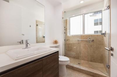 151 Isle Of Venice Dr 4a Property Photo 18
