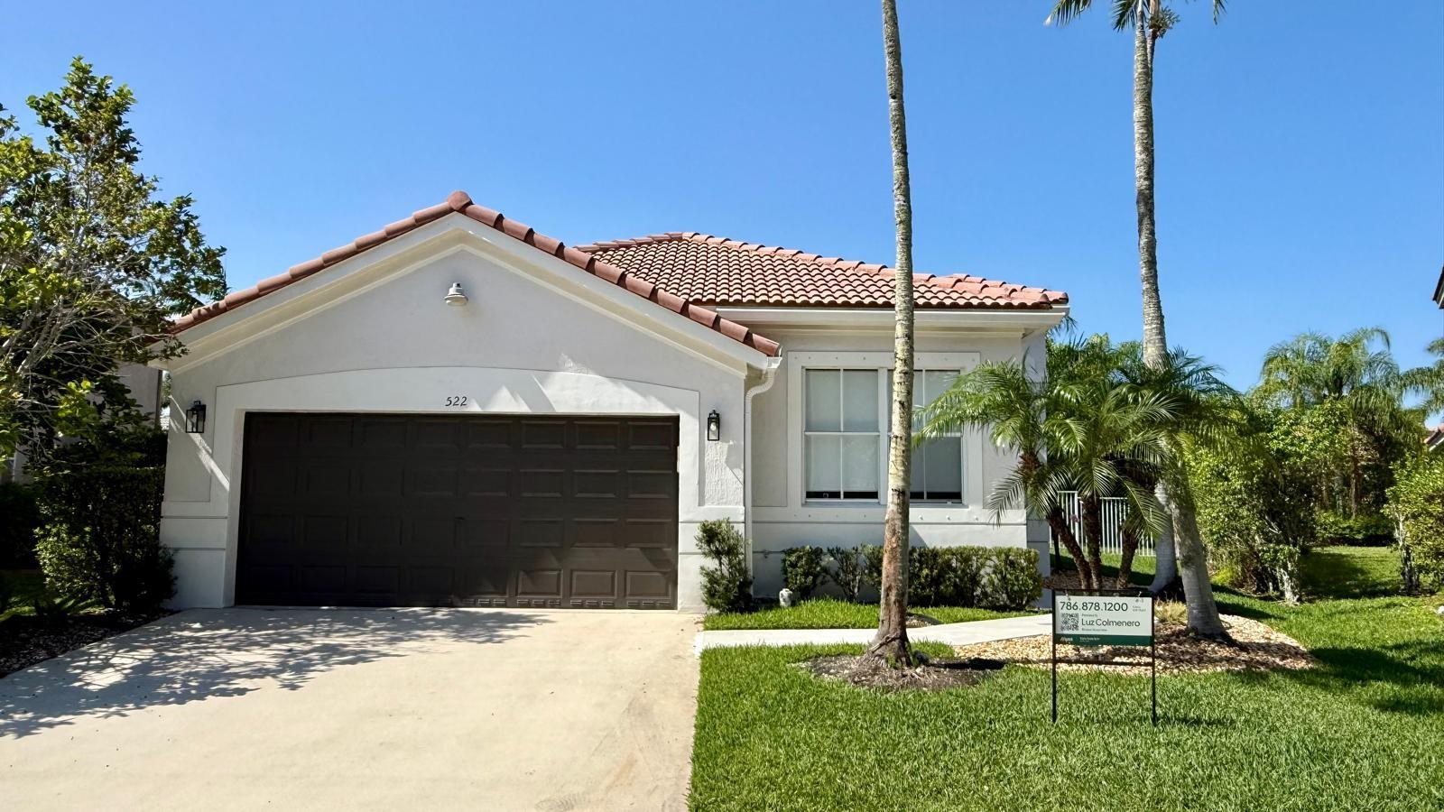 522 Live Oak Ln Property Photo 1