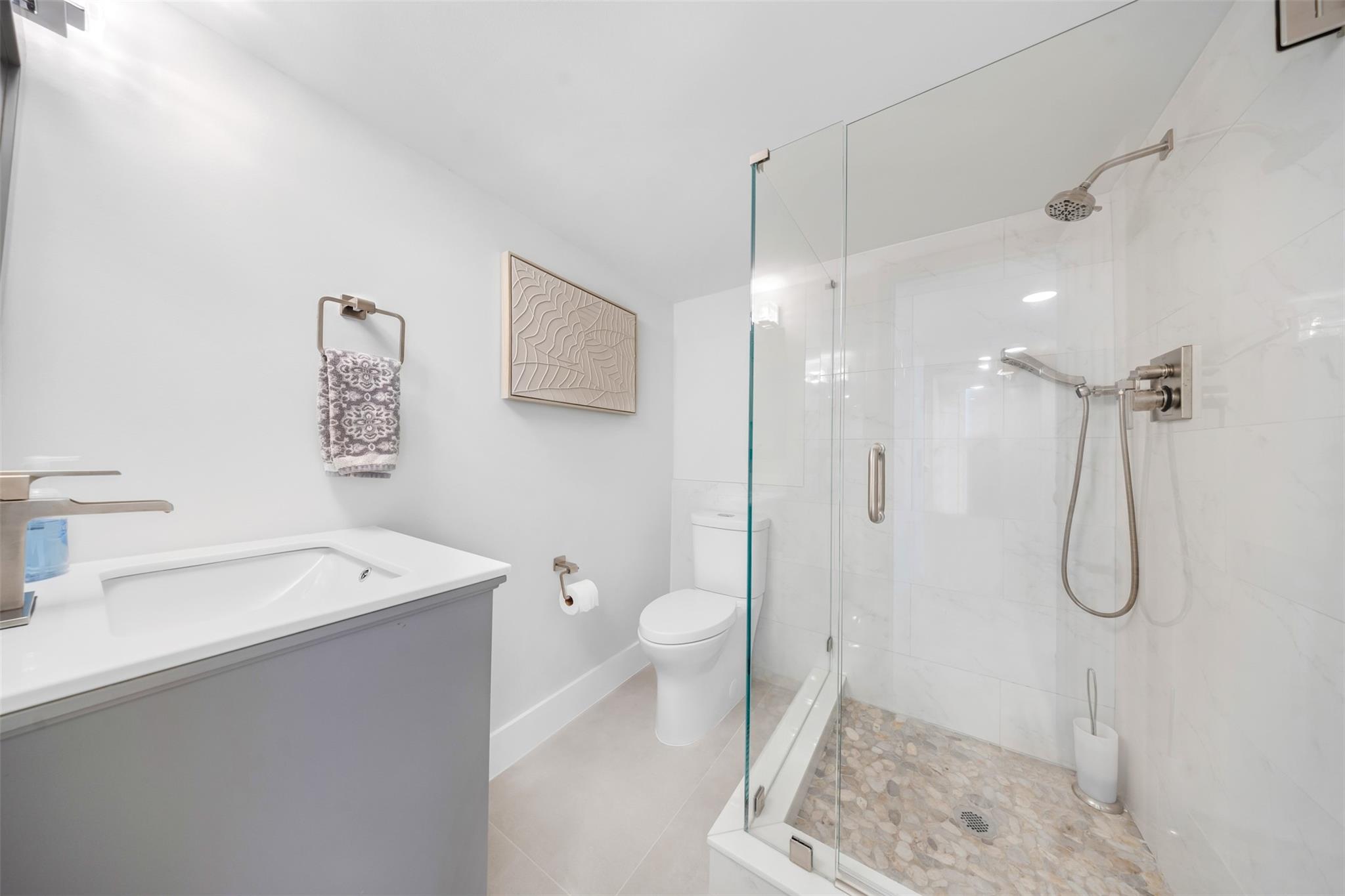 1900 Admirals Way Property Photo 41