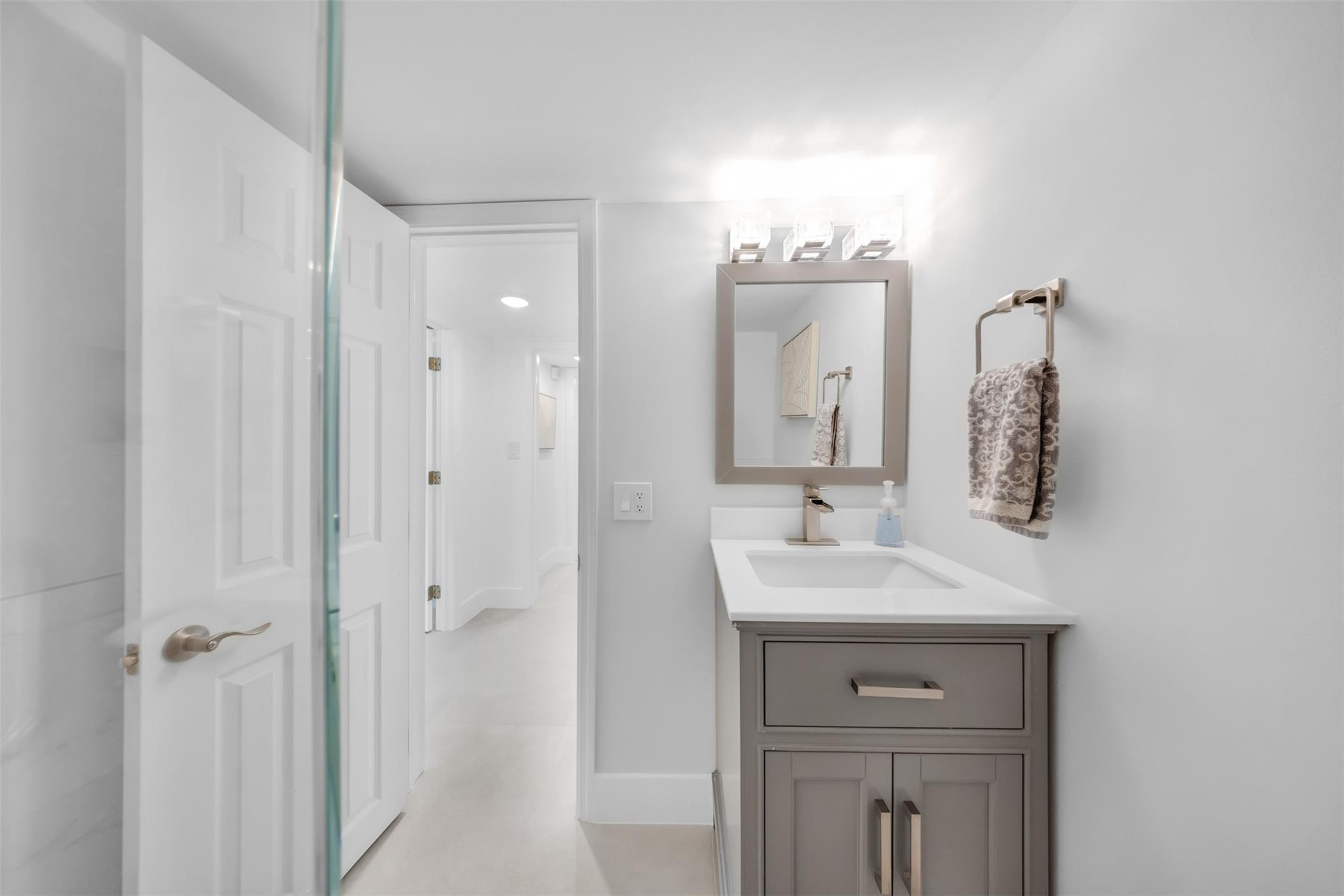 1900 Admirals Way Property Photo 42