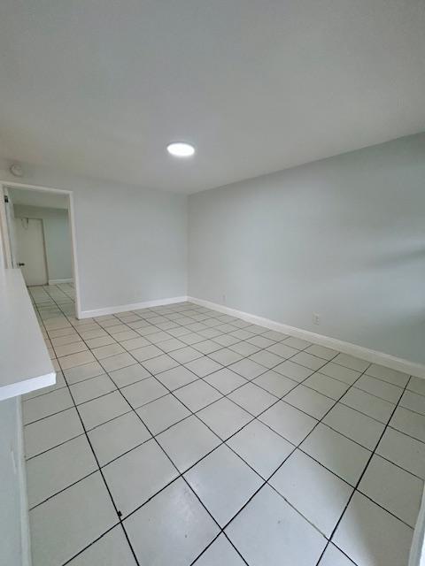 1113 Sw 15th Ter 3 Property Photo 6