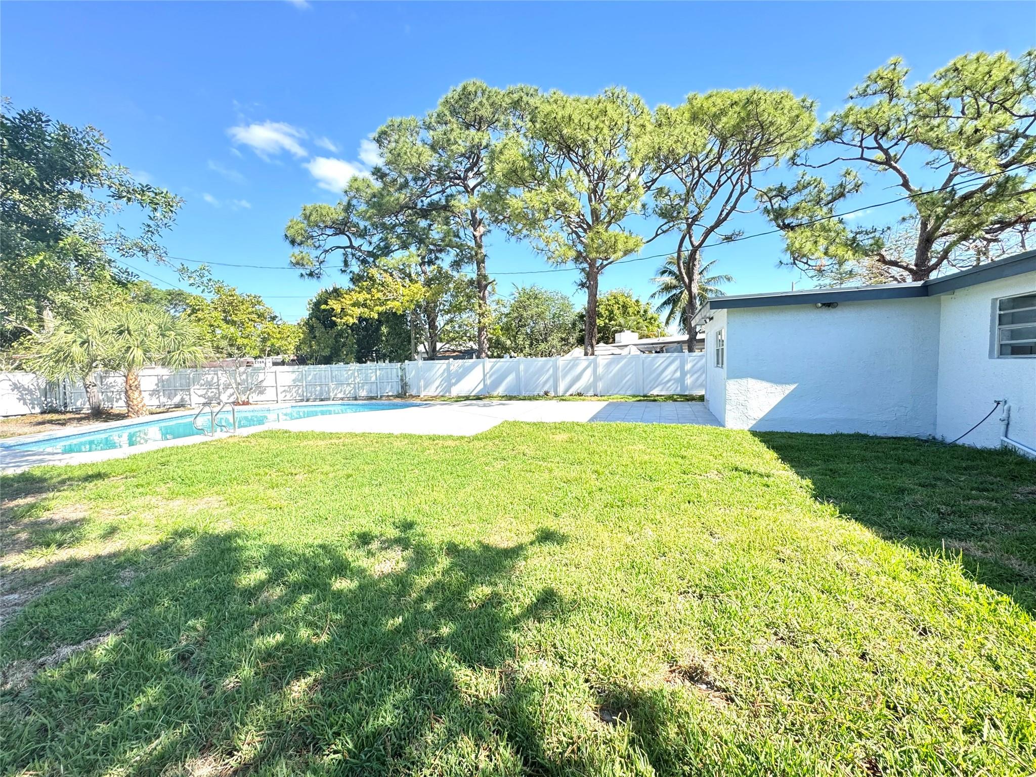 411 Sw 31 Ave Property Photo 18
