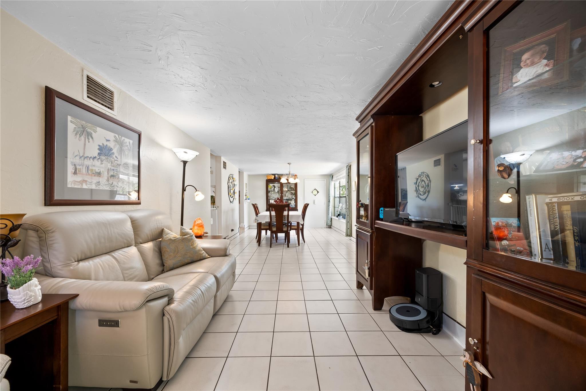1617 Dewey Property Photo 19