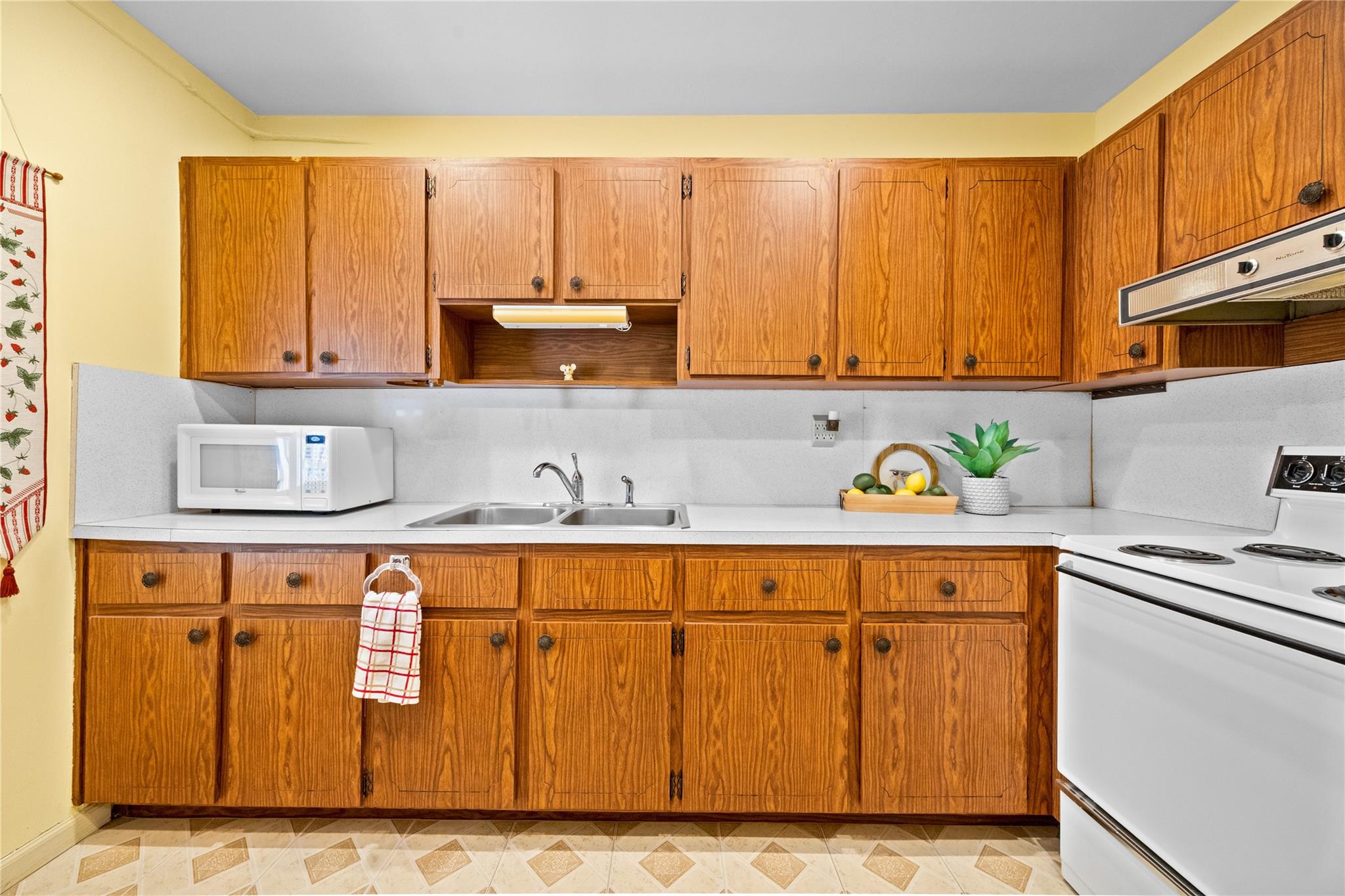 1617 Dewey Property Photo 43