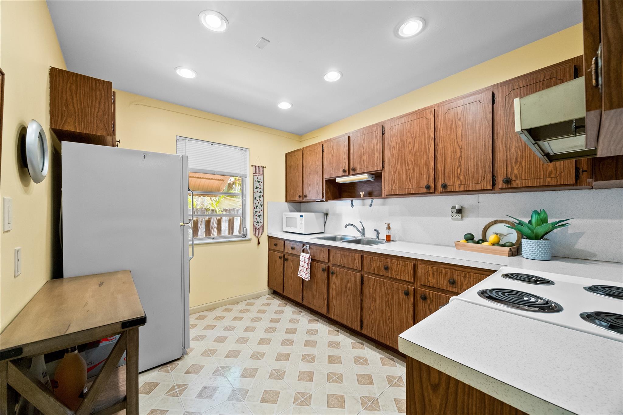 1617 Dewey Property Photo 44
