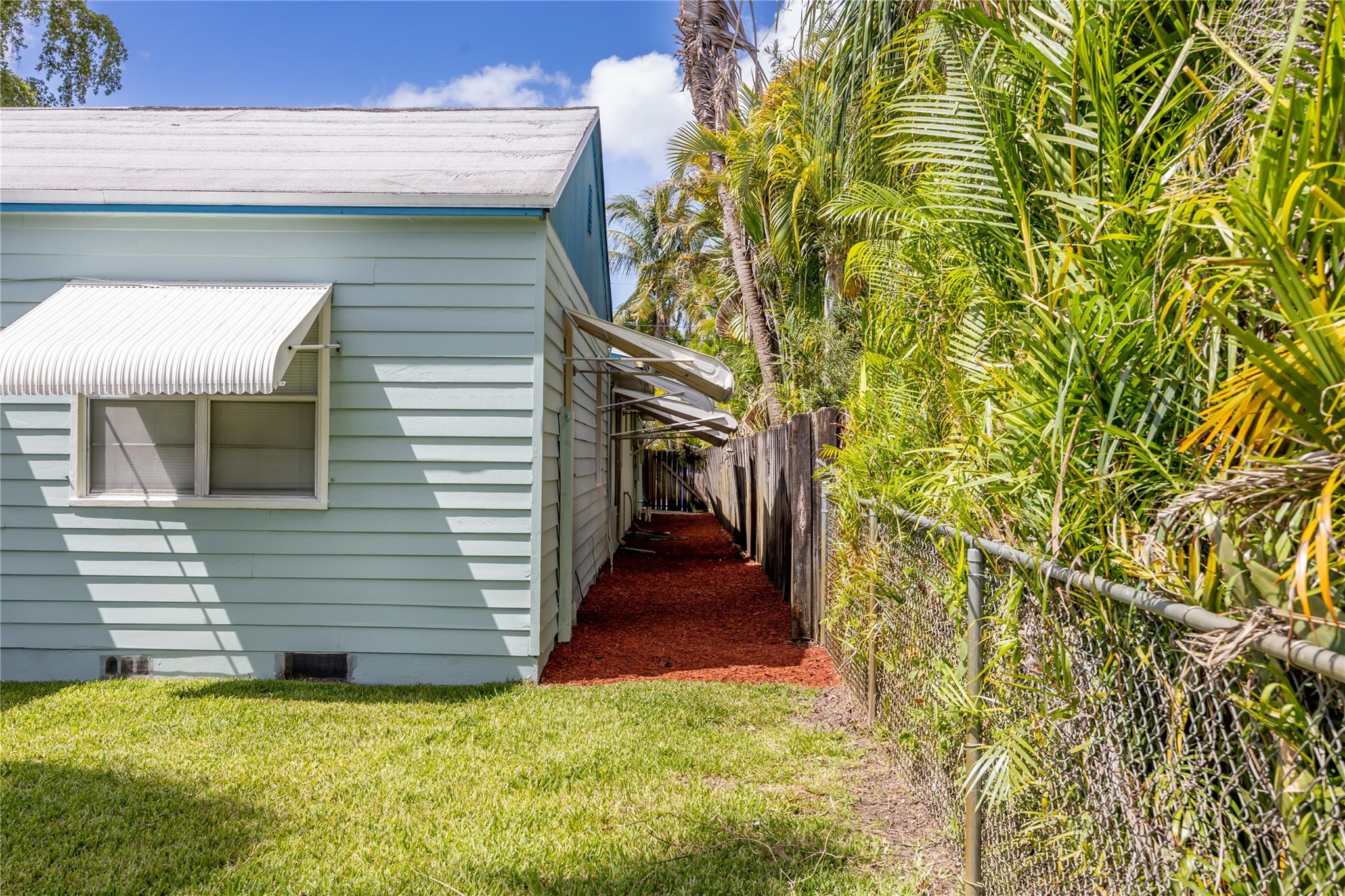 1617 Dewey Property Photo 60