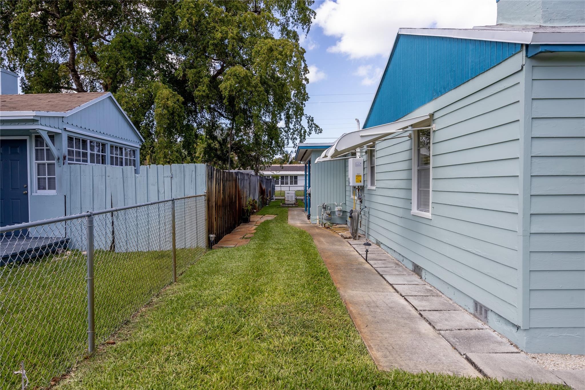 1617 Dewey Property Photo 61