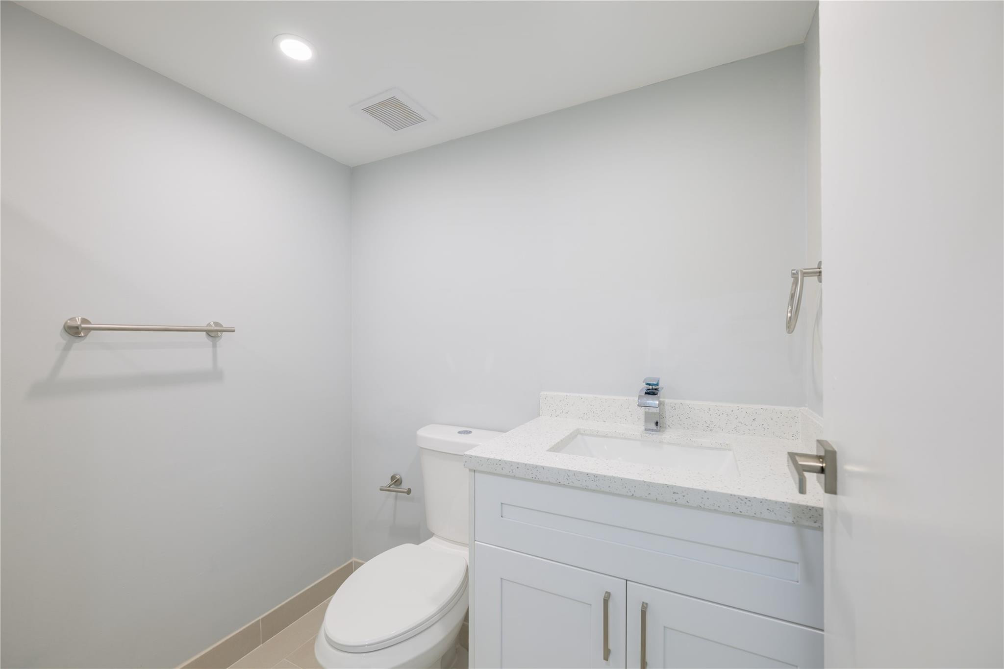 633 Brittany 633 Property Photo 13