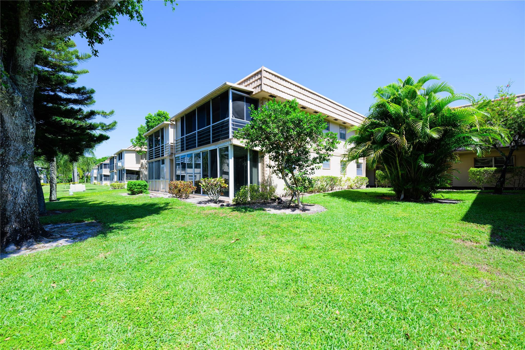 633 Brittany 633 Property Photo 15