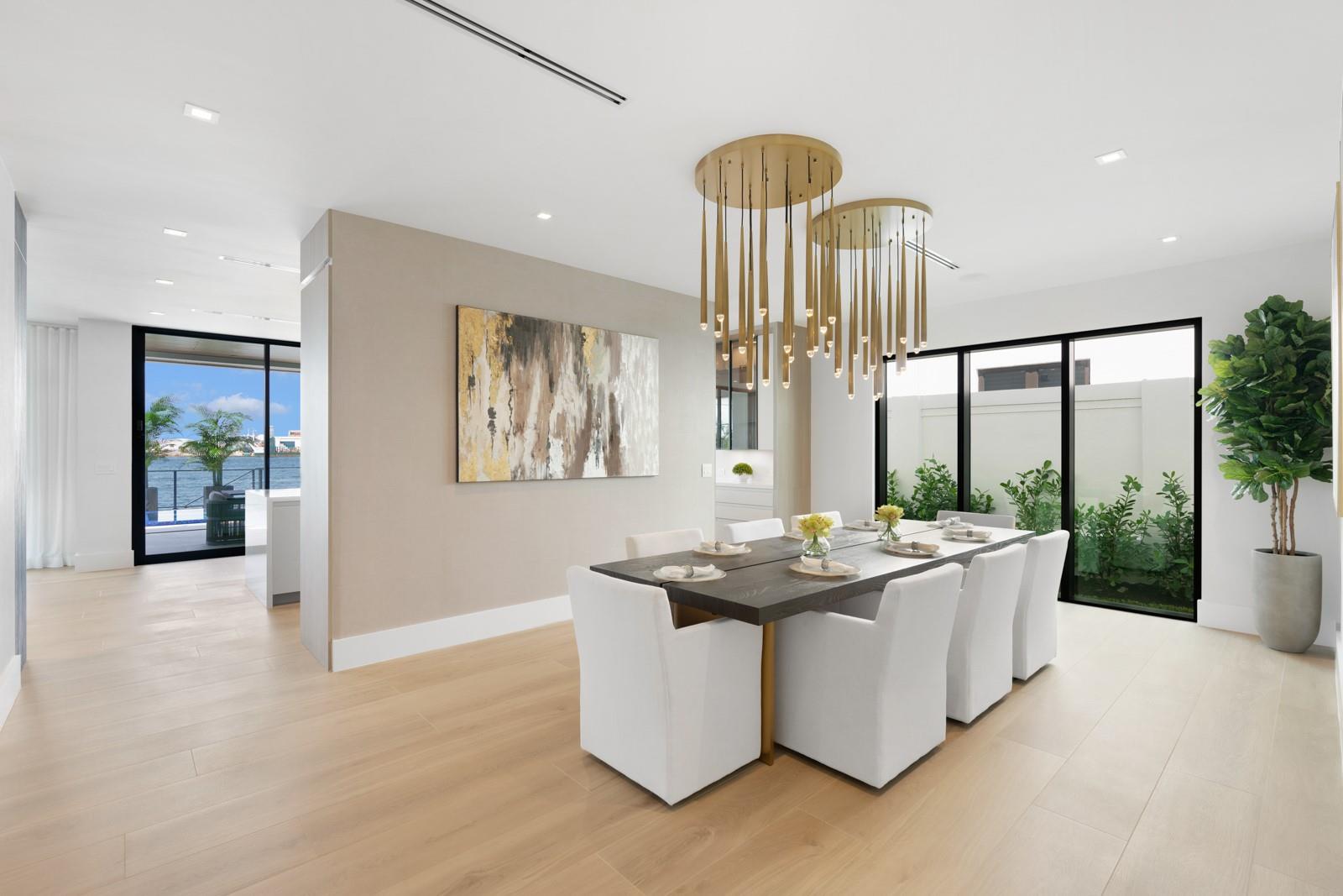 1957 Harbourview Dr Property Photo 23