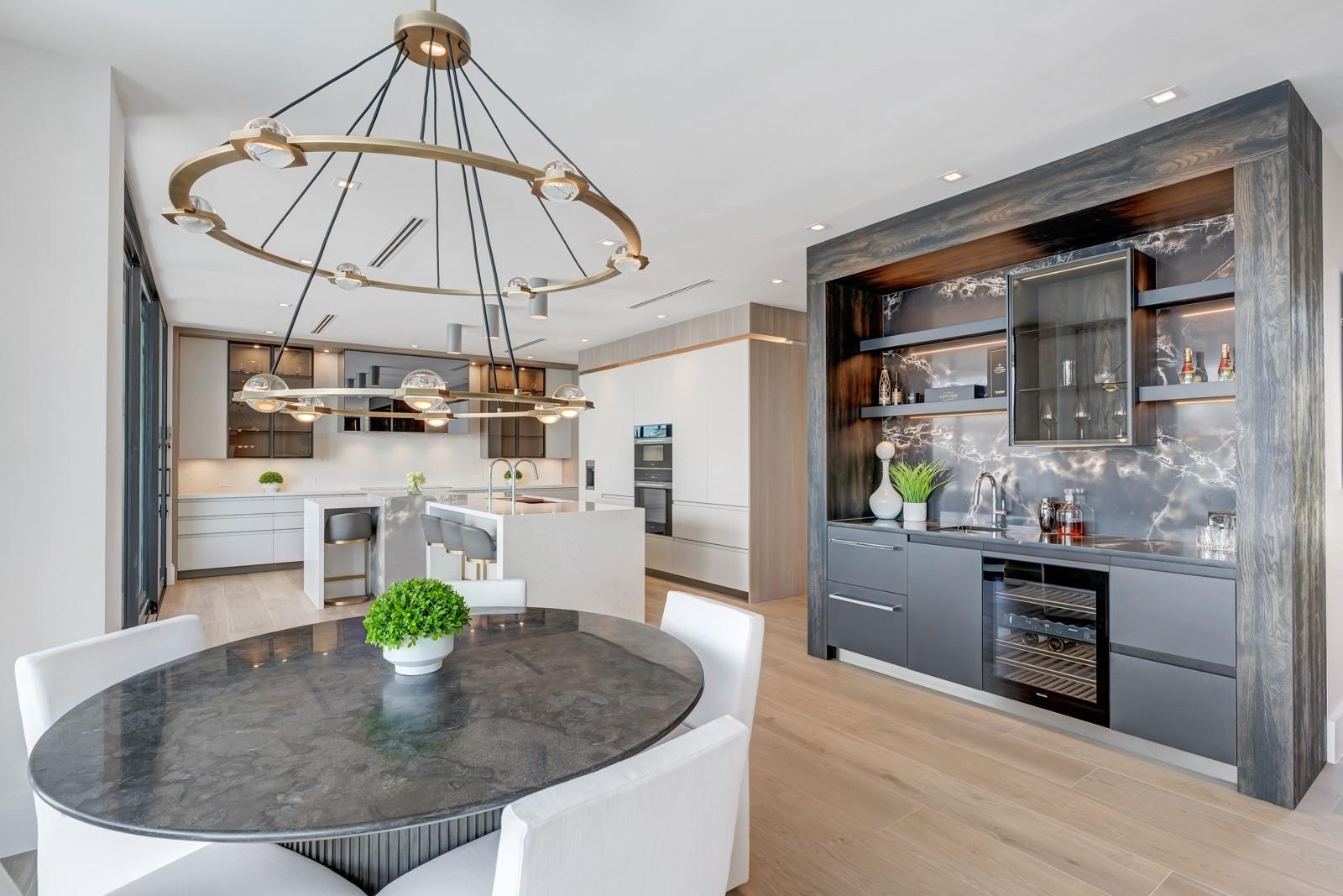 1957 Harbourview Dr Property Photo 32