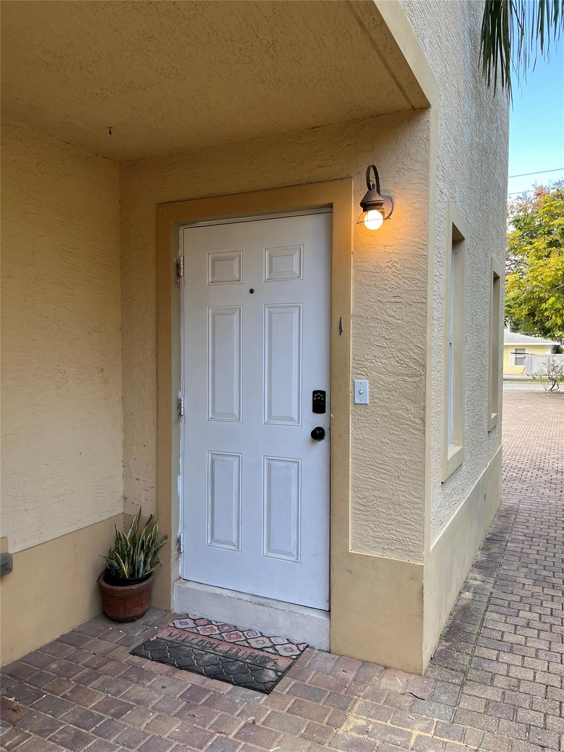 420 Se 18th Ct Property Photo 16