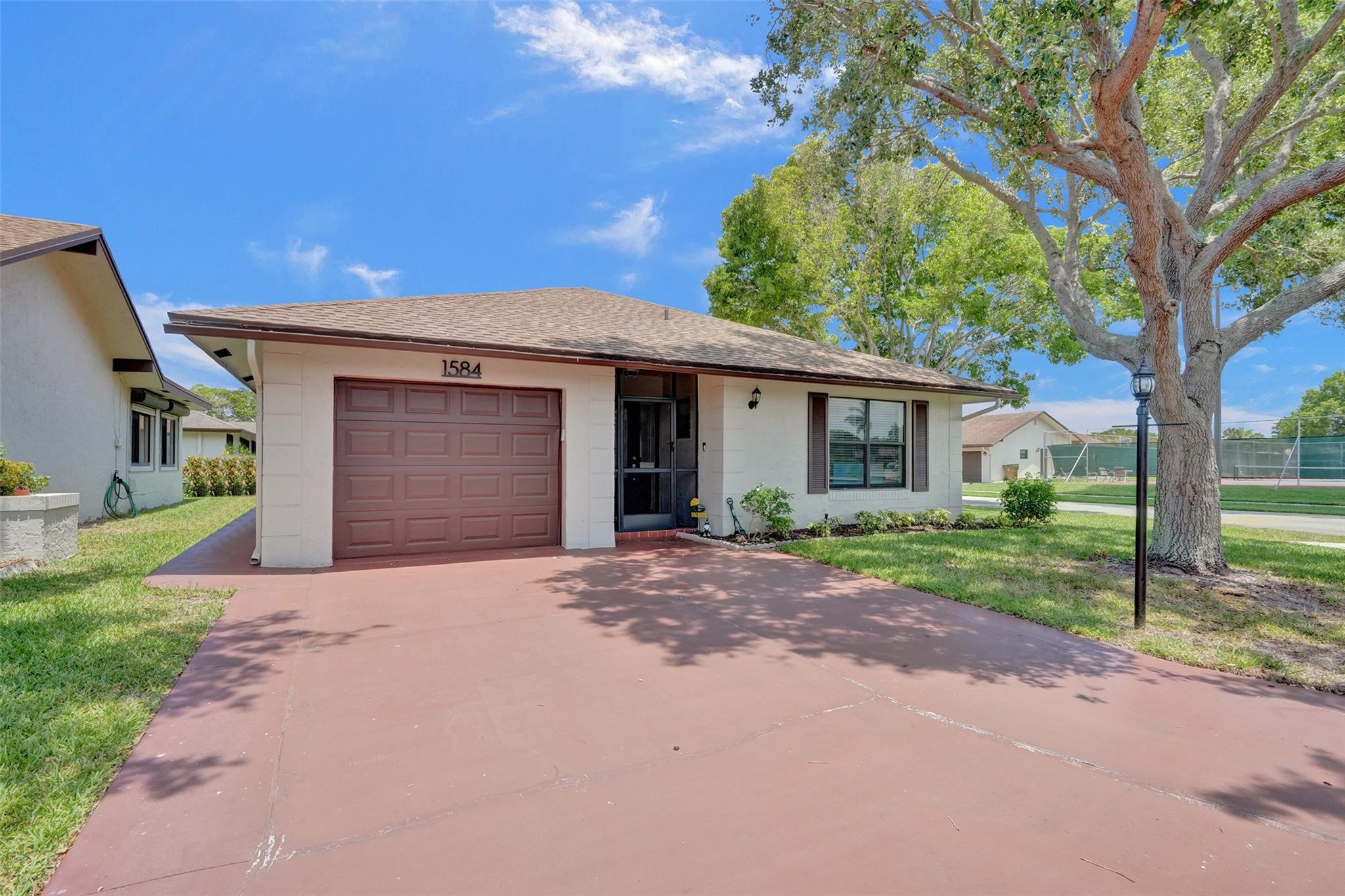 1584 Sw 22nd Ter Property Photo 1
