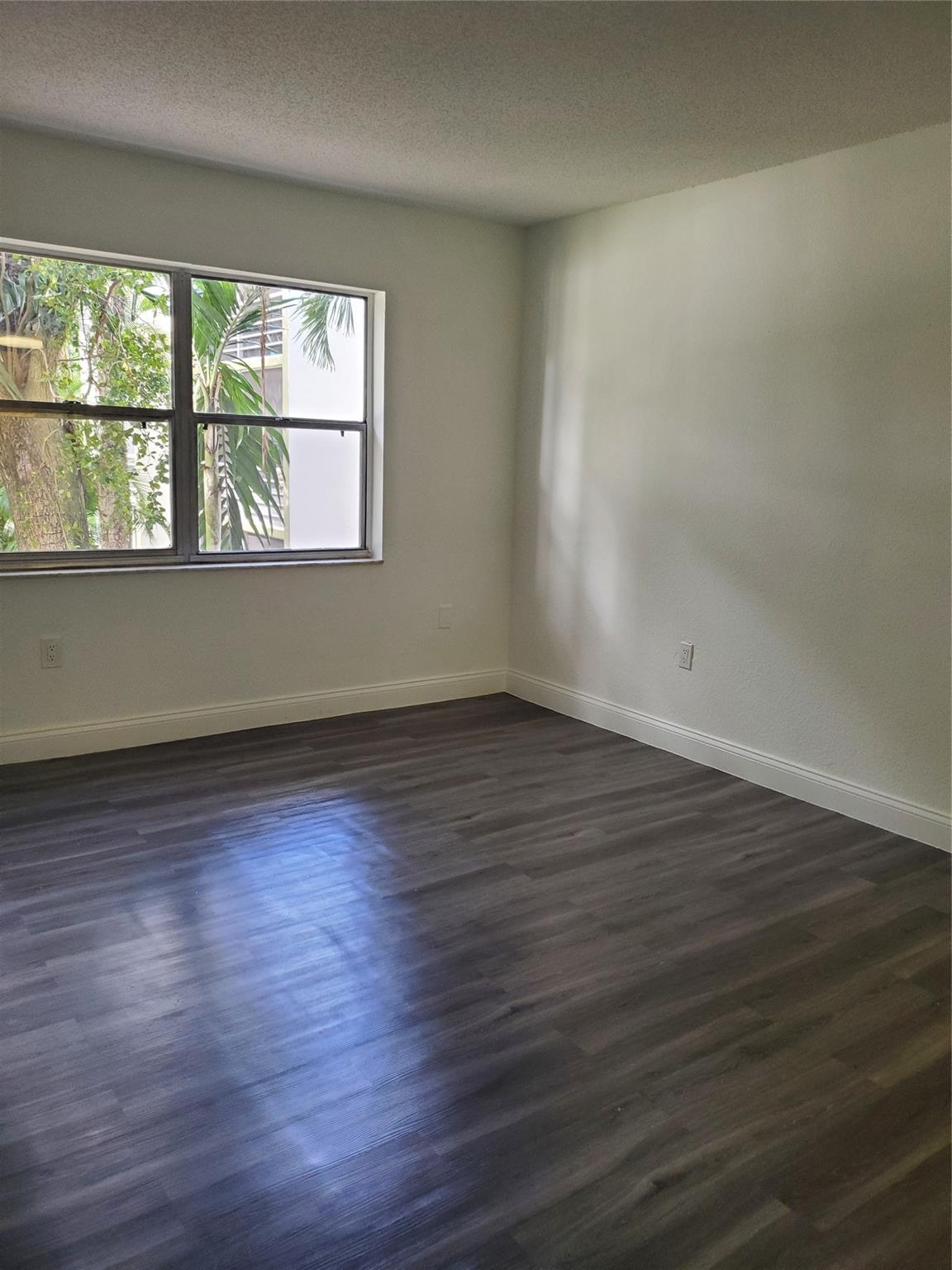 4205 N University Dr 211 Property Photo 16
