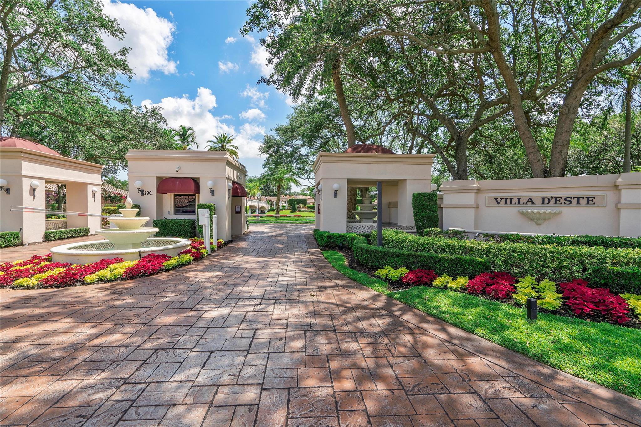 3008 N Deer Creek Via Napoli Property Photo 1