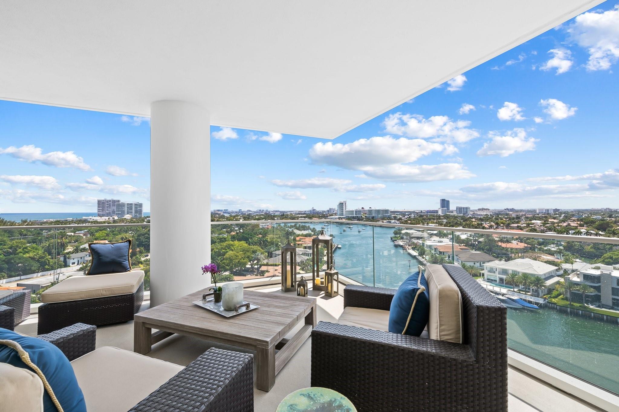 3055 Harbor Dr 1403